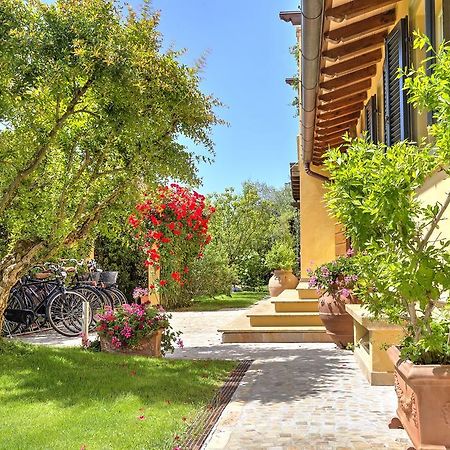 Relais Di Alice- Adults Only Panzió Forte dei Marmi Kültér fotó