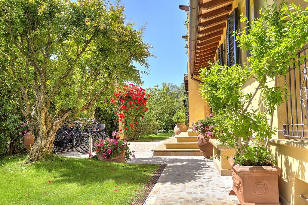 Relais Di Alice- Adults Only Panzió Forte dei Marmi Kültér fotó