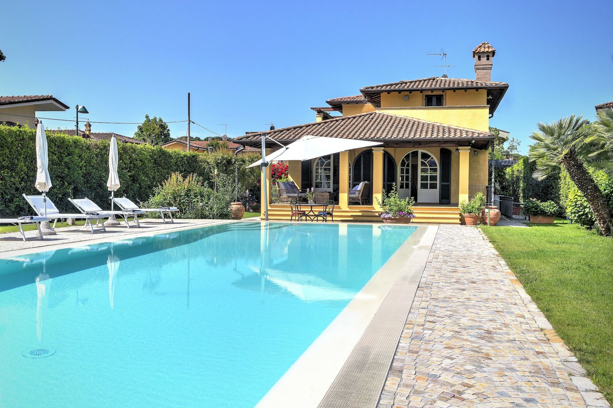 Relais Di Alice- Adults Only Panzió Forte dei Marmi Kültér fotó